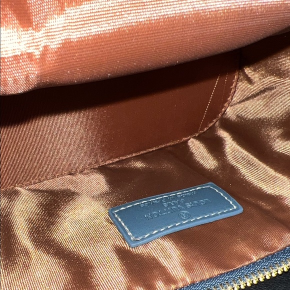 New !!Inspired Gray/Blue Monogram Denim Vanity Case with crossbody strap - Picture 5 of 7